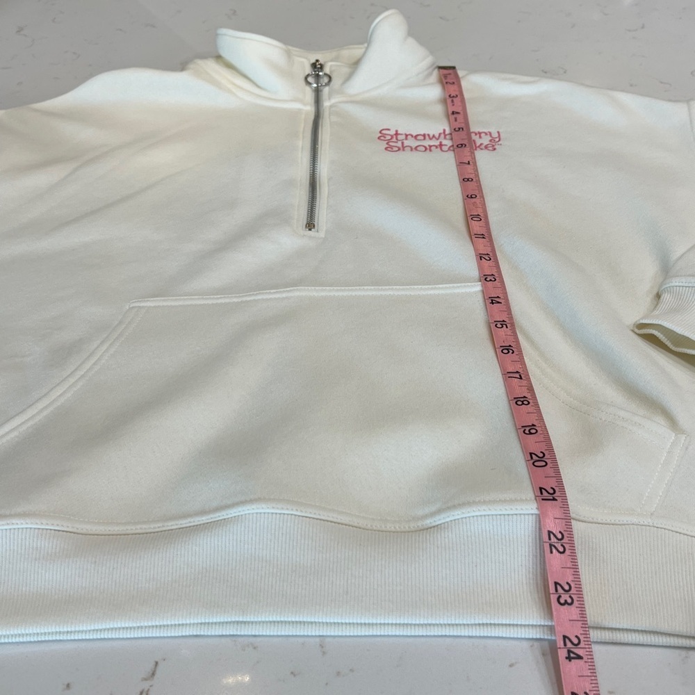 Strawberry Shortcake Quarter Zip Graphic Sweatshirt NWT - Picture 8 of 8